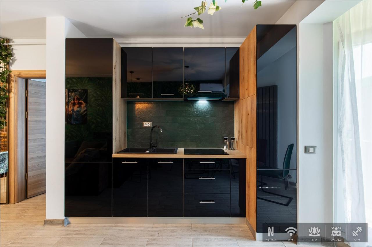 Excentric Apartament & Sea View By Alezzi Năvodari Eksteriør bilde